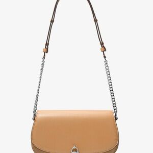 Chic Tan Leather Crossbody Bag